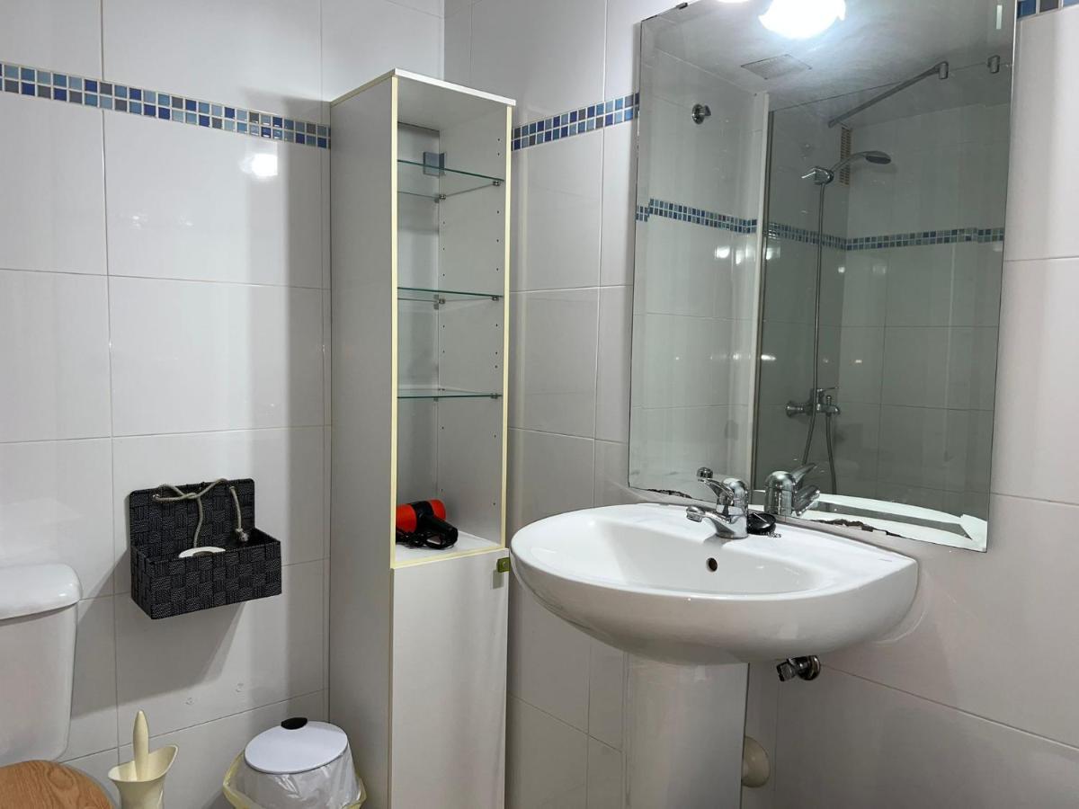 Апартаменты Apartamento La Torre Con Parking Gratuito Кордова Экстерьер фото